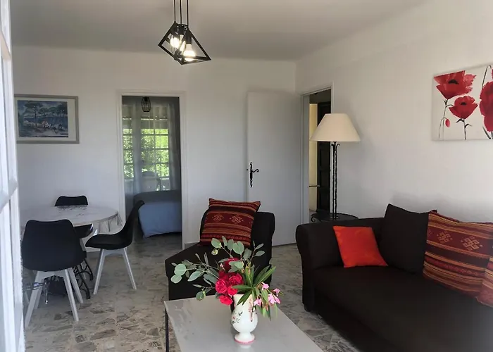 Villa Entiere Au Calme Dans Village Provencal